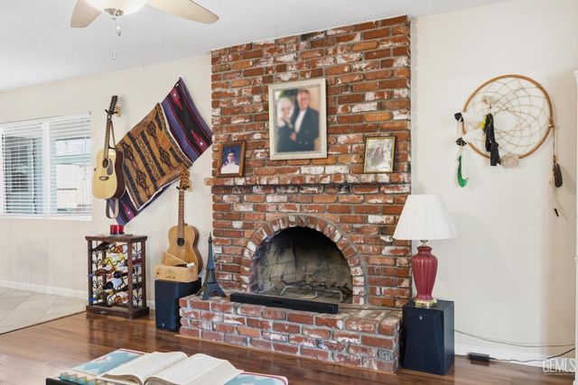 2405 Cheshire Drive, Bakersfield, CA 93309