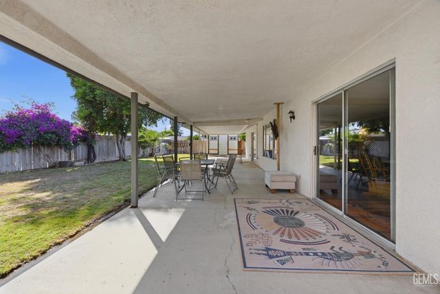 2405 Cheshire Drive, Bakersfield, CA 93309