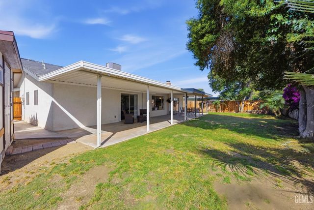 2405 Cheshire Drive, Bakersfield, CA 93309