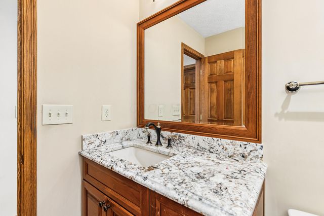 7090 Stilson Court, Columbus, OH 43235