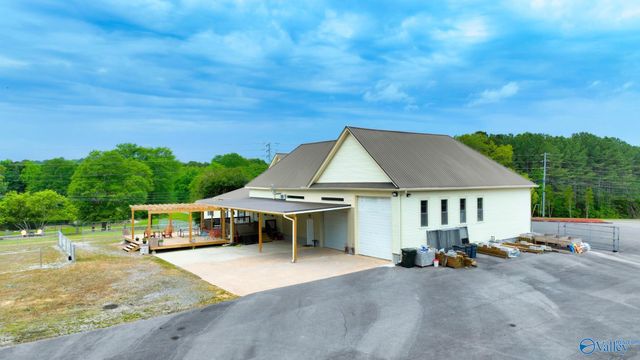 2981 Bob Jones Road, Scottsboro, AL 35769