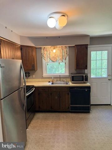 4401 VERONA DR, Wilmington, DE 19808