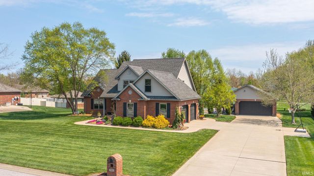 880 N Evergreen Drive, Jasper, IN 47546