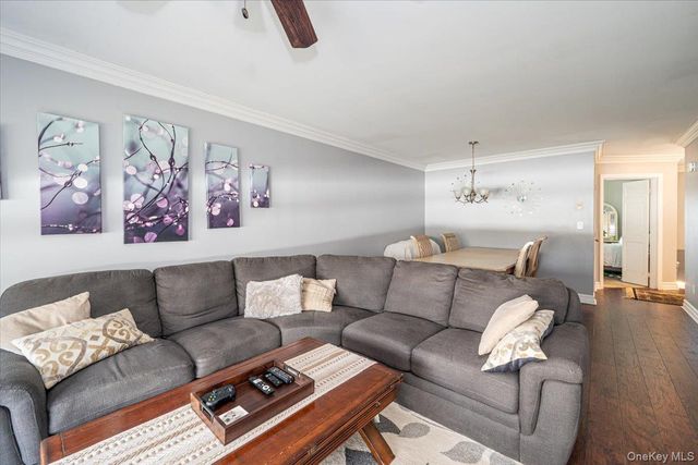 40 W 4th Street 206, Patchogue, NY 11772