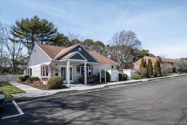 40 W 4th Street 206, Patchogue, NY 11772