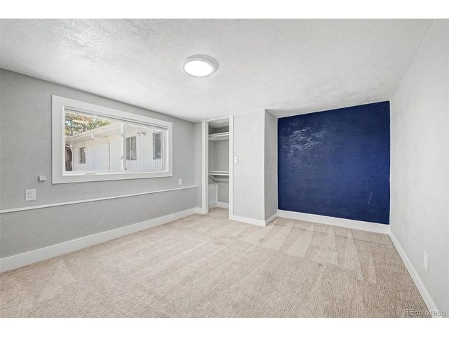 7005 Geneva Ct, Lakewood, CO 80214