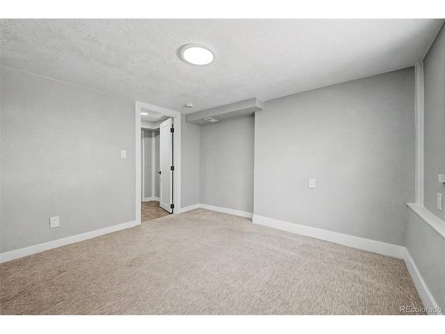 7005 Geneva Ct, Lakewood, CO 80214