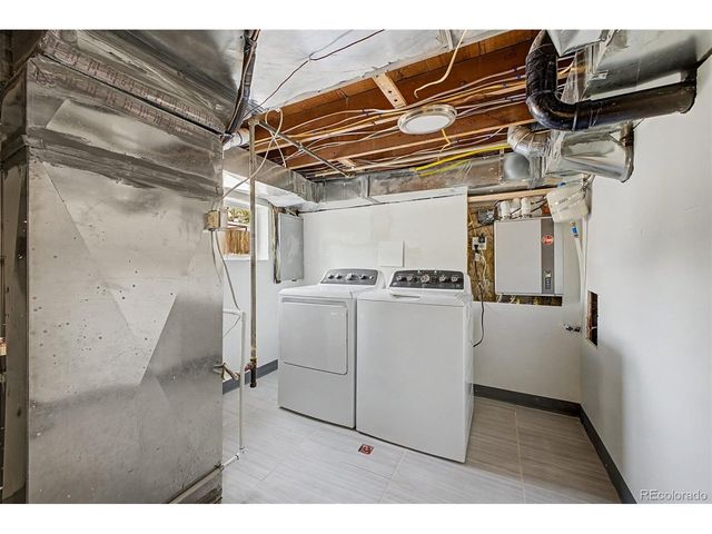7005 Geneva Ct, Lakewood, CO 80214