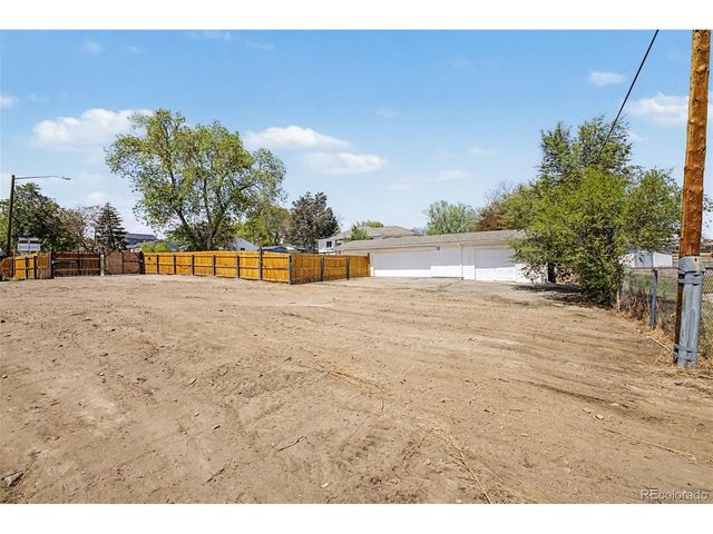 7005 Geneva Ct, Lakewood, CO 80214