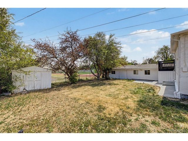7005 Geneva Ct, Lakewood, CO 80214