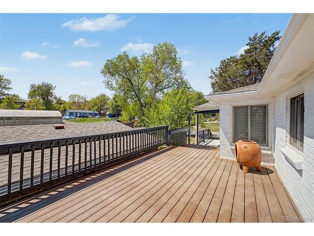 7005 Geneva Ct, Lakewood, CO 80214