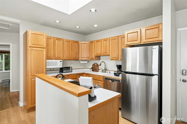 10932 Vashon Hwy SW, Vashon, WA 98070