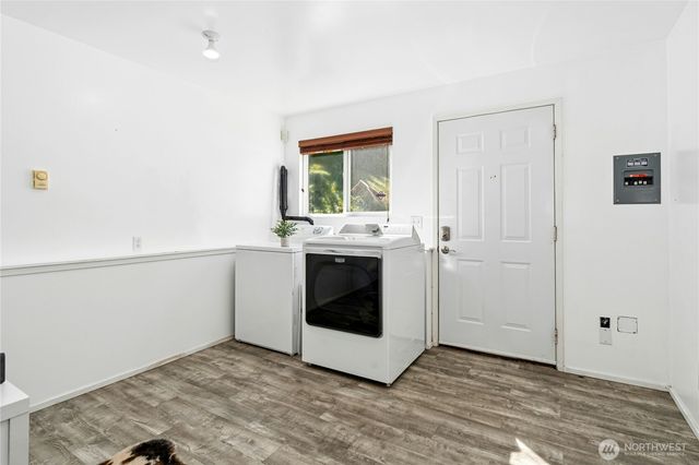 10932 Vashon Hwy SW, Vashon, WA 98070