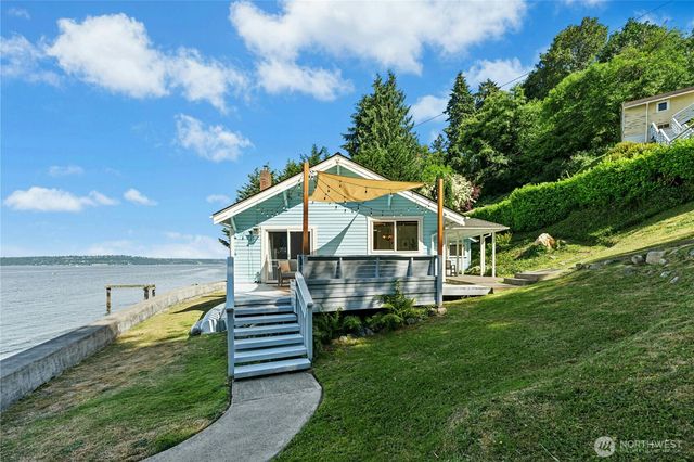 10932 Vashon Hwy SW, Vashon, WA 98070