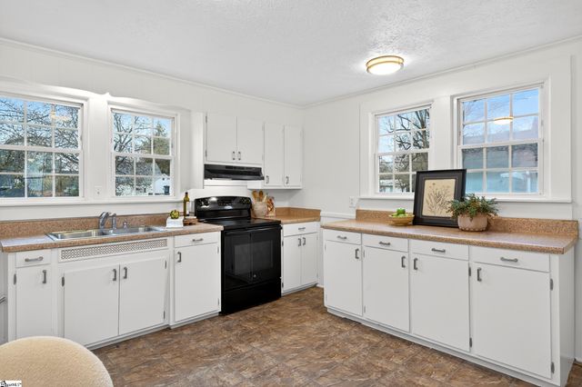 57 Allen Street, Greenville, SC 29605