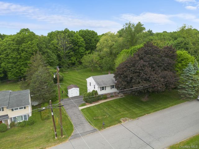 83 Panorama Drive, Patterson, NY 12563