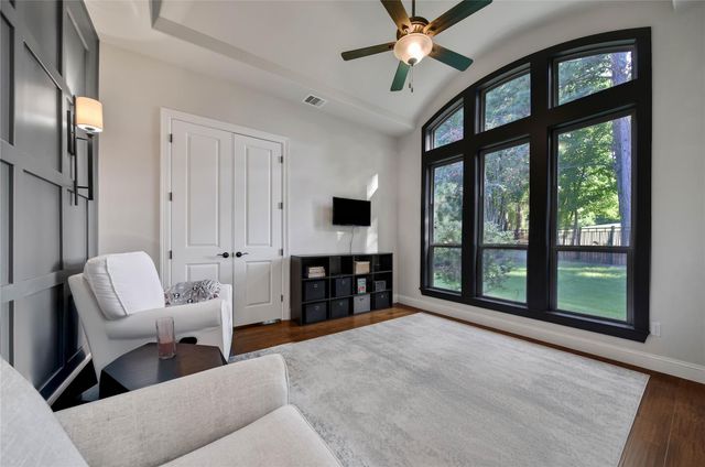 107 Berwick Lane, Montgomery, TX 77316