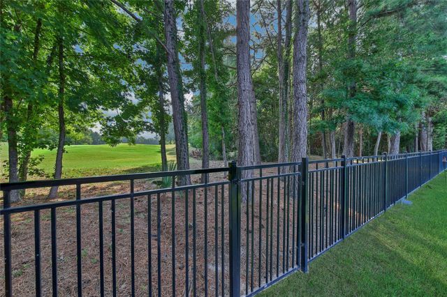 107 Berwick Lane, Montgomery, TX 77316