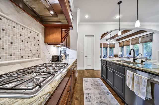 107 Berwick Lane, Montgomery, TX 77316