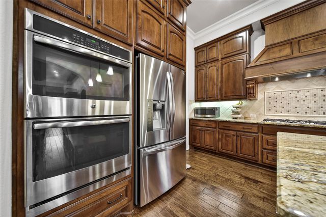 107 Berwick Lane, Montgomery, TX 77316