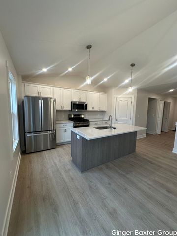 744 Hawthorn Court 48, Middleville Vlg, MI 49333