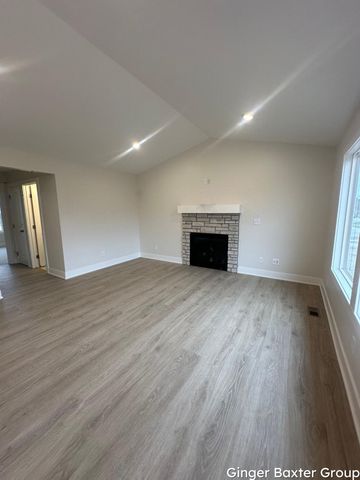 744 Hawthorn Court 48, Middleville Vlg, MI 49333