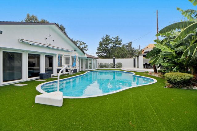 5526 Kuldell Drive, Houston, TX 77096