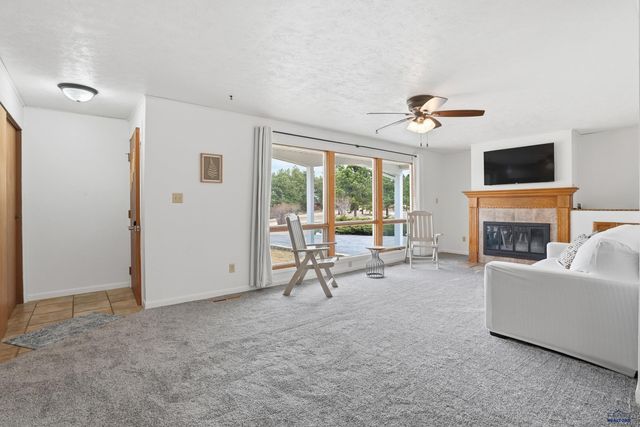 7605 BLUE BIRD LN, Black Hawk, SD 57718