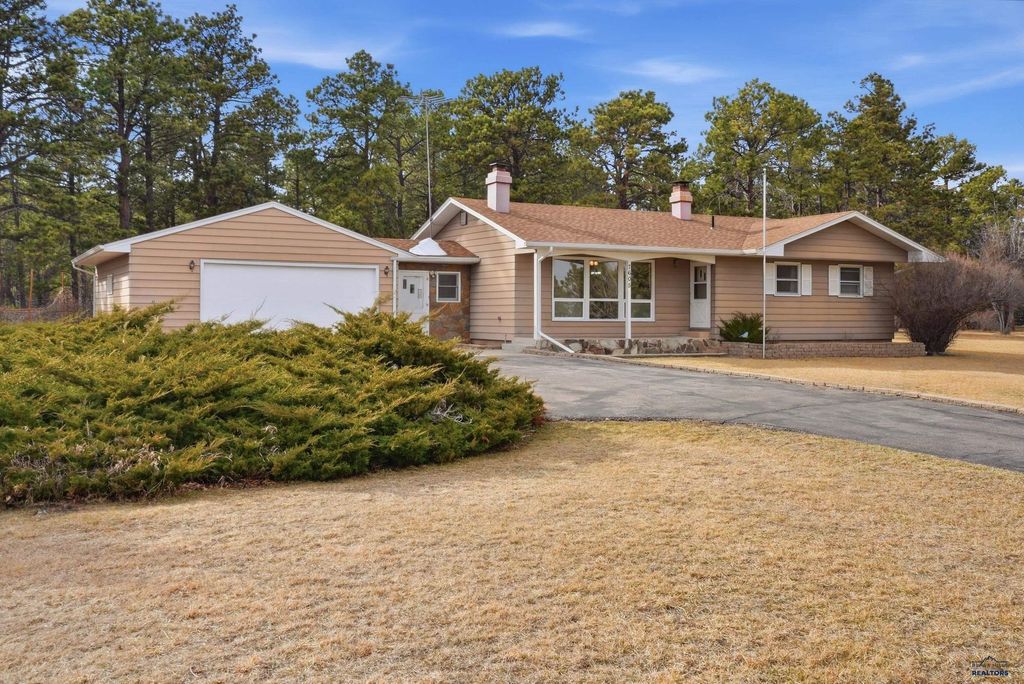 7605 BLUE BIRD LN, Black Hawk, SD 57718