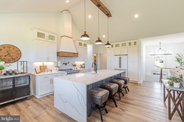 23851 LANDS END DR, Orange, VA 22960
