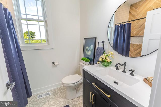 23851 LANDS END DR, Orange, VA 22960