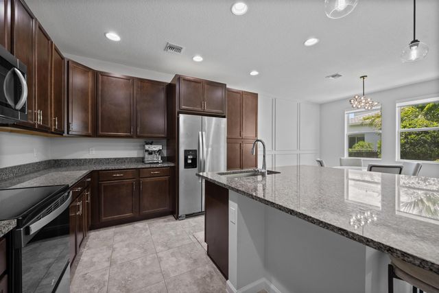 16412 Millenium Court, The Acreage, FL 33470