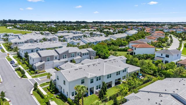 16412 Millenium Court, The Acreage, FL 33470