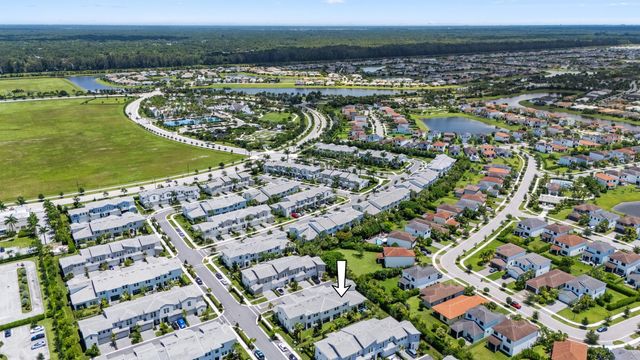 16412 Millenium Court, The Acreage, FL 33470