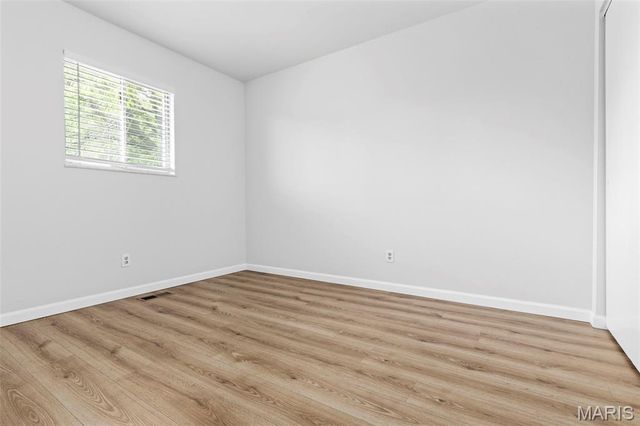 3401 Droste Road, St Charles, MO 63301