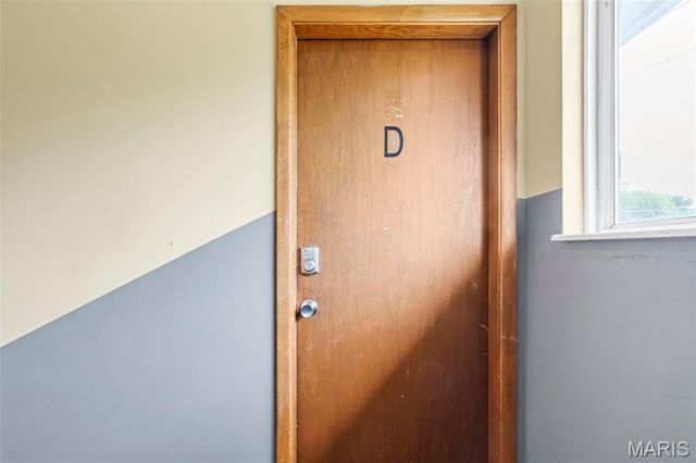 3401 Droste Road, St Charles, MO 63301