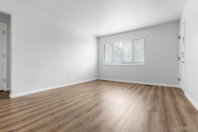 3401 Droste Road, St Charles, MO 63301