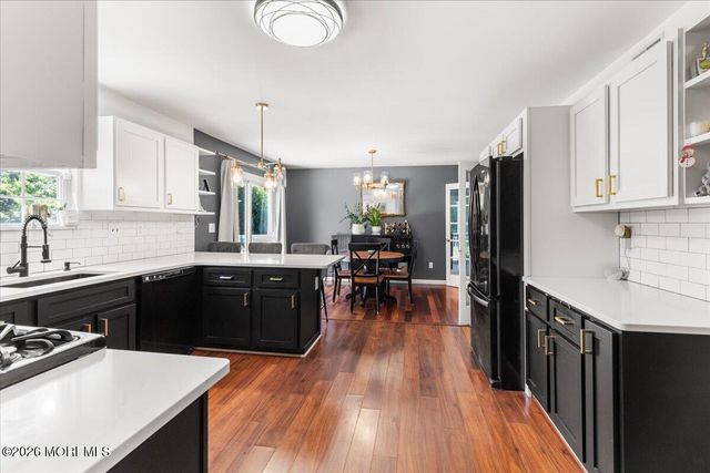 248 Church Street, Belford, NJ 07718