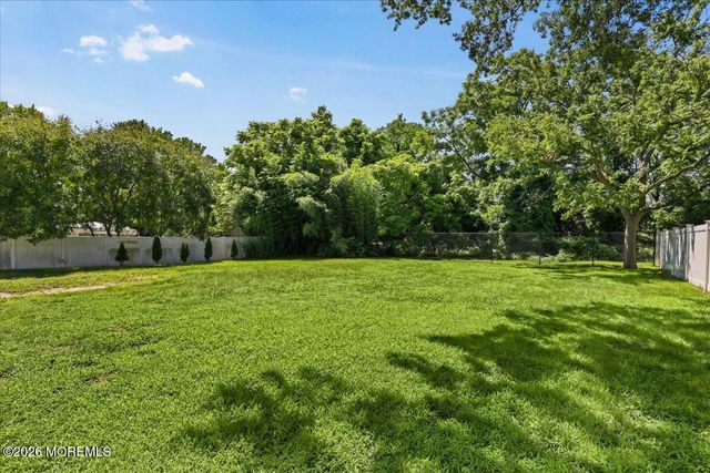 248 Church Street, Belford, NJ 07718