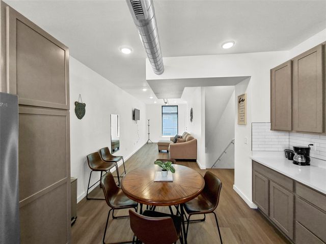 304 Titanium Street SW, Albuquerque, NM 87102