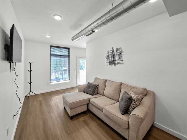 304 Titanium Street SW, Albuquerque, NM 87102