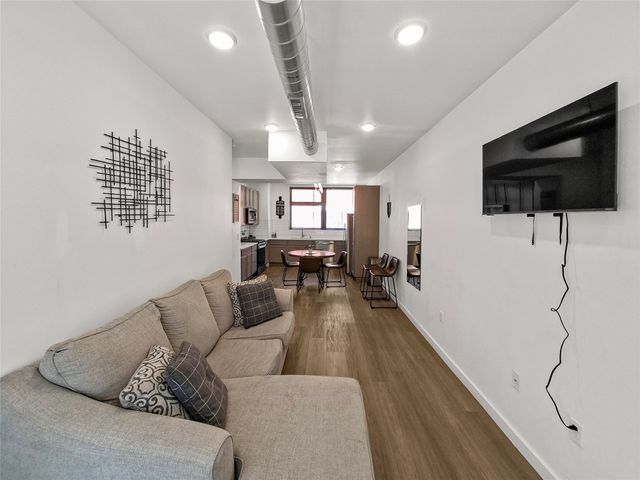 304 Titanium Street SW, Albuquerque, NM 87102