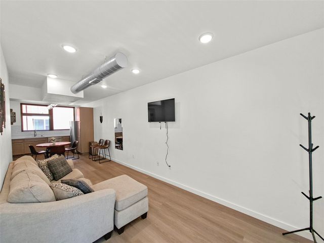 304 Titanium Street SW, Albuquerque, NM 87102
