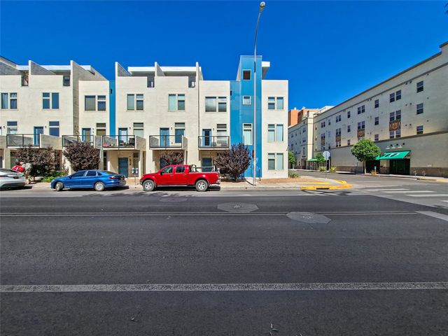 304 Titanium Street SW, Albuquerque, NM 87102