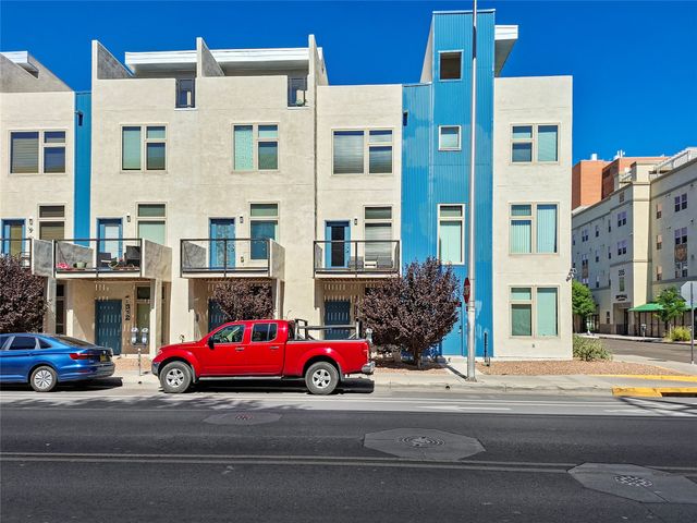 304 Titanium Street SW, Albuquerque, NM 87102