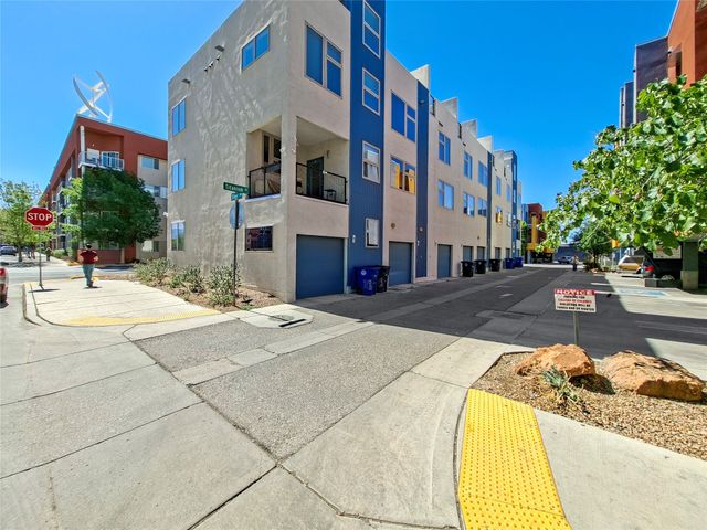 304 Titanium Street SW, Albuquerque, NM 87102