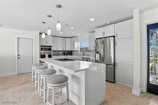 35 Fairview BLVD, Fort Myers Beach, FL 33931