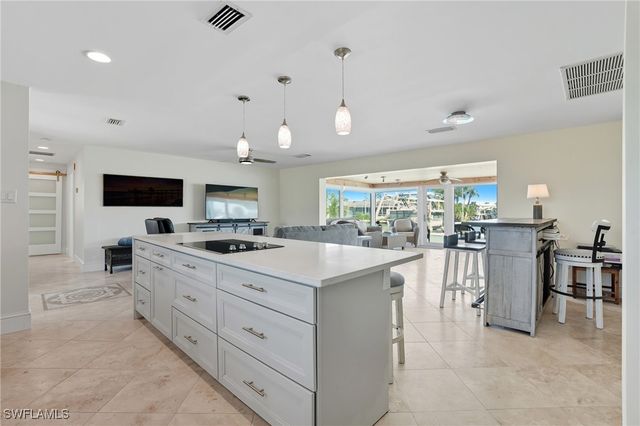 35 Fairview BLVD, Fort Myers Beach, FL 33931