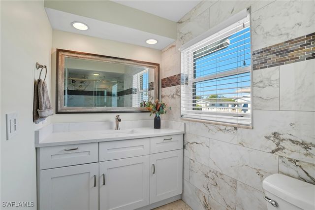 35 Fairview BLVD, Fort Myers Beach, FL 33931