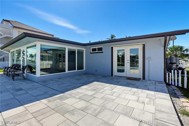 35 Fairview BLVD, Fort Myers Beach, FL 33931